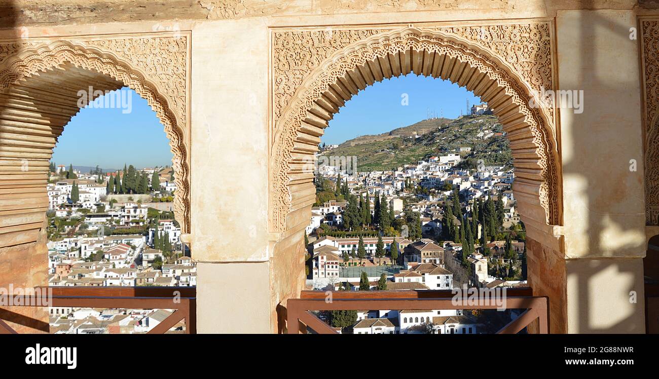 Vue depuis le sommet de Grenade au château de l'Alhambra Banque D'Images