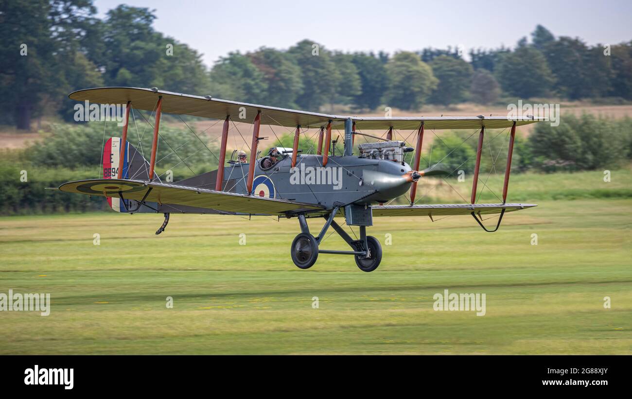 Old Warden, Royaume-Uni - 4 août 2019 : un avion d'époque de Havilland DH-9, débarquant sur un aérodrome Banque D'Images