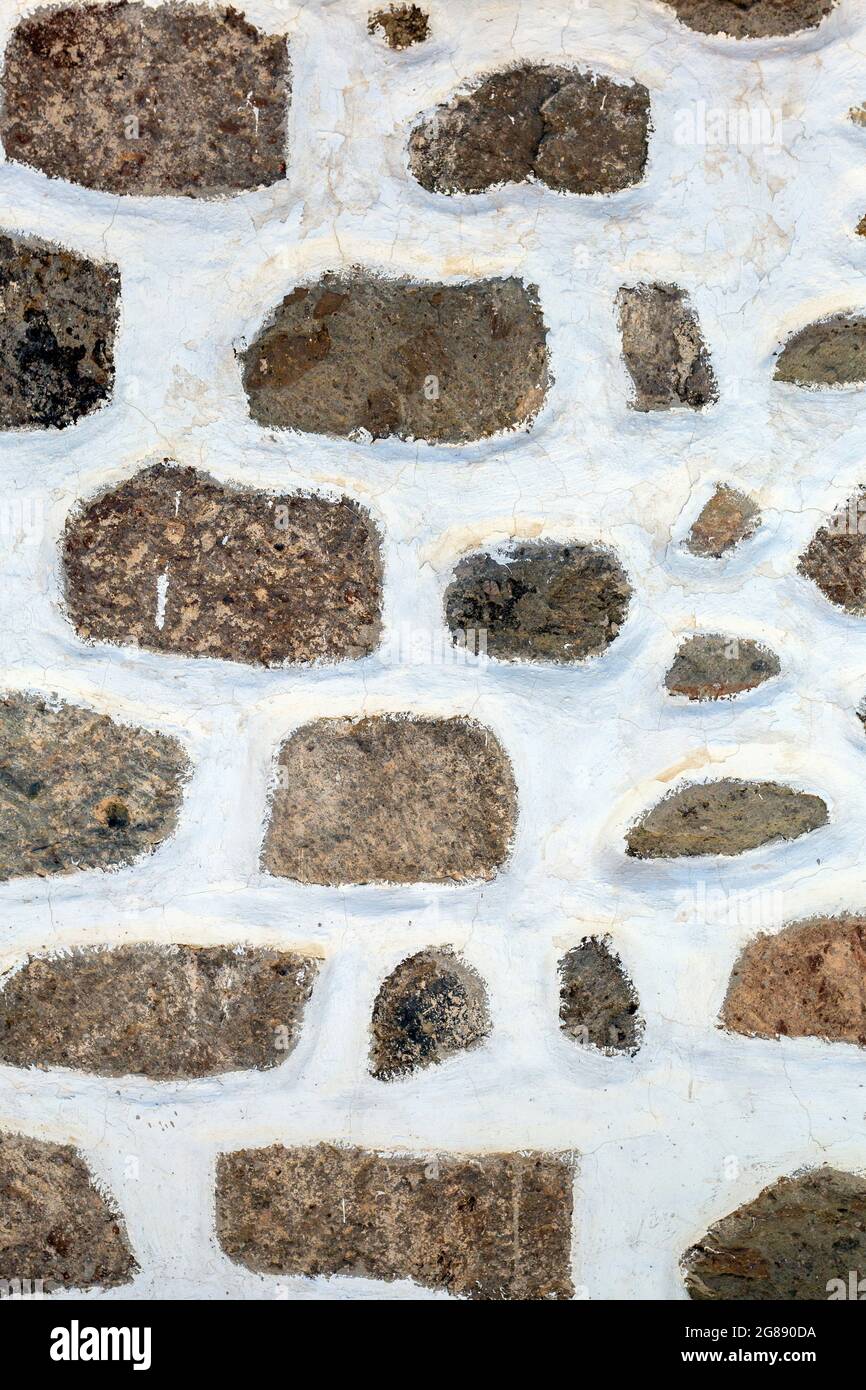 Les maisons blanches du village Fataga à Gran Canaria par une journée ensoleillée. Banque D'Images