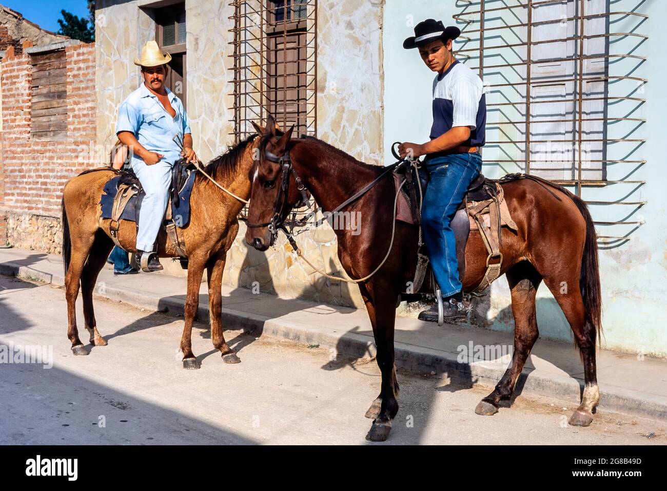 Cow-boys cubains à cheval, Santa Clara, Cuba Banque D'Images