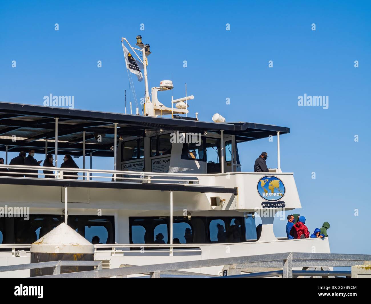San Francisco, le 19 MAI 2021 - vue sur le soleil des croisières d'Alcatraz City Banque D'Images