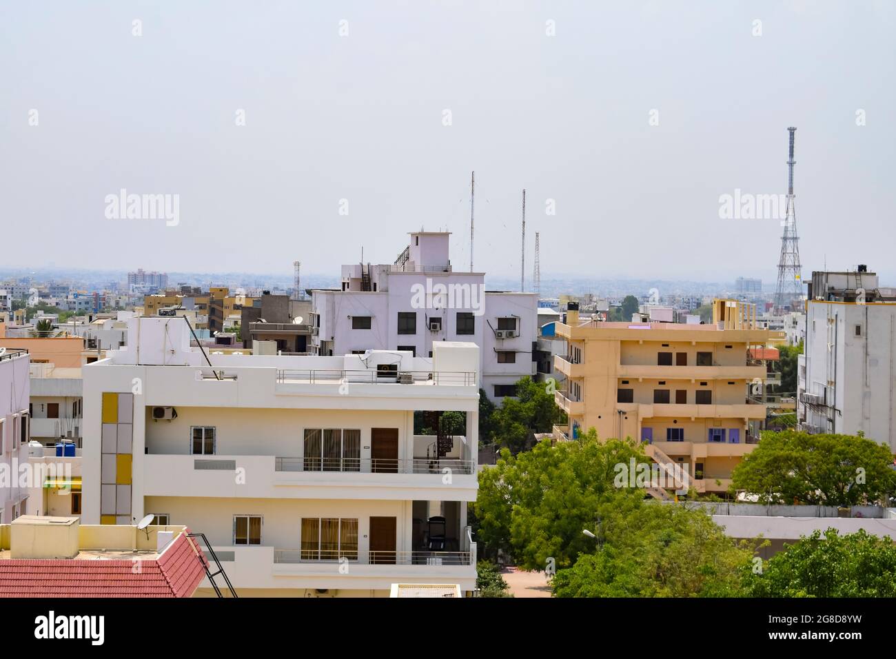 Bâtiments à Hyderabad, Andhra Pradesh, inde. Maison, maisons dans la rue de ville. Banque D'Images