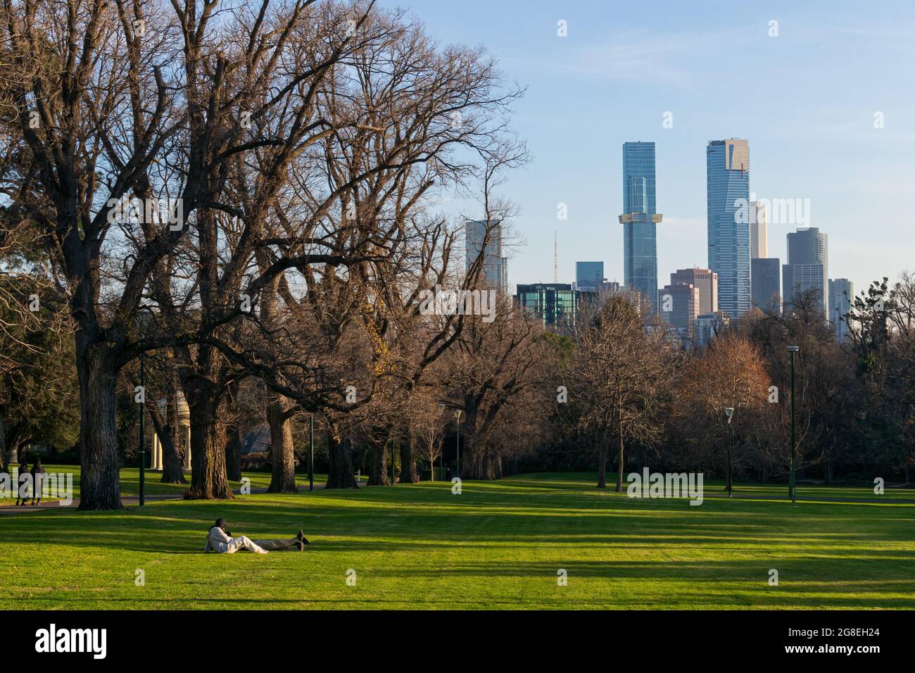 Vue sur Melbourne depuis les jardins Fitzroy Banque D'Images