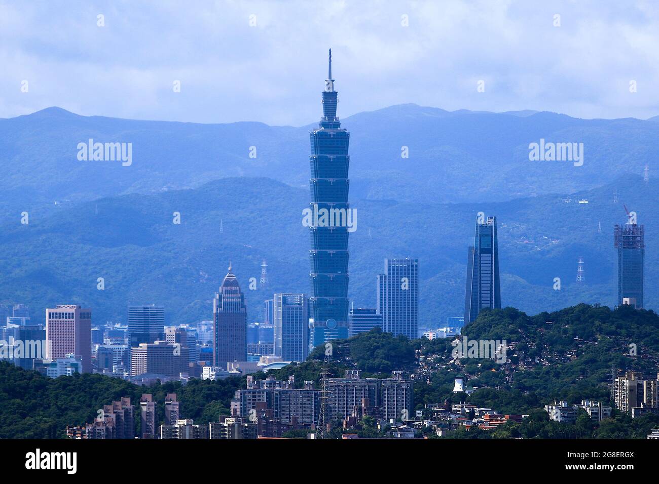 Taipei, Taipei, Taïwan. 20 juillet 2021. Taipei 101 Building, un point de  repère dans la capitale de Taïwan, alors que l'île a annoncé son plan  d'ouverture d'un bureau de représentation taïwanais en