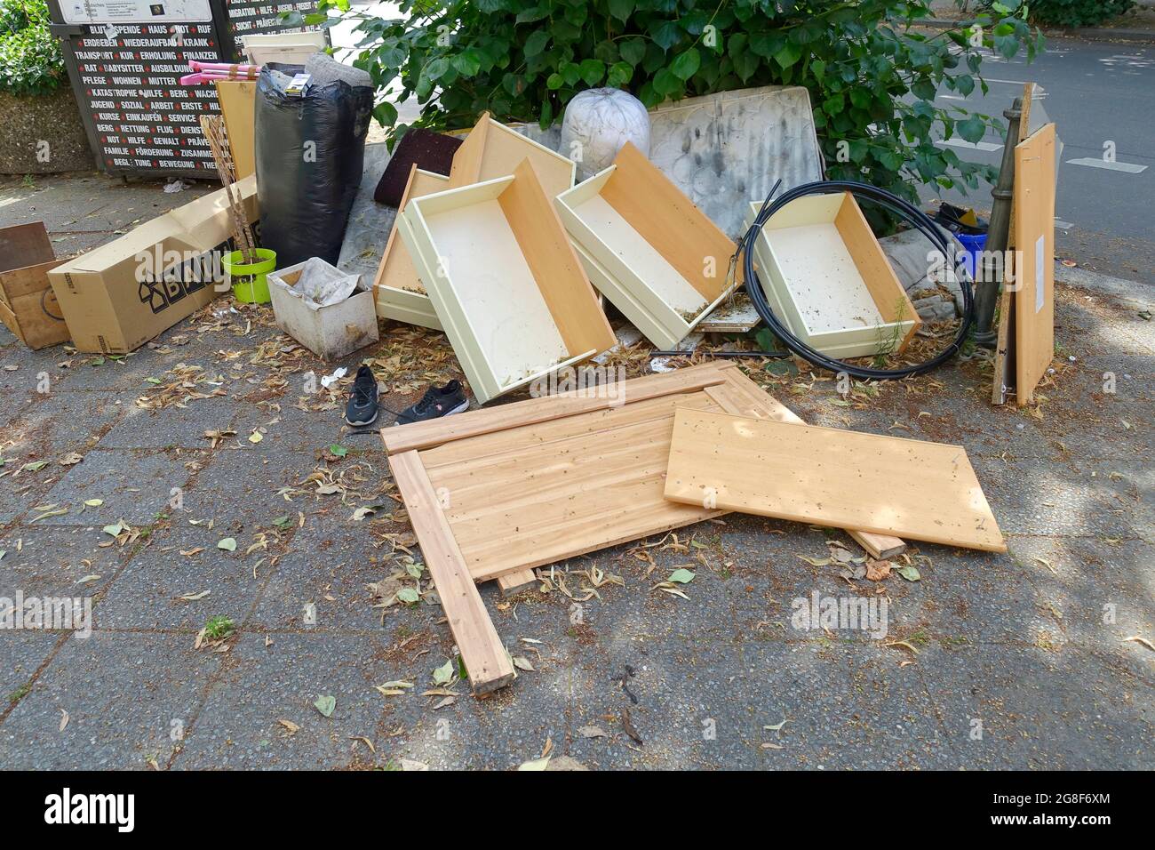 Déchets de rue à Berlin Banque D'Images