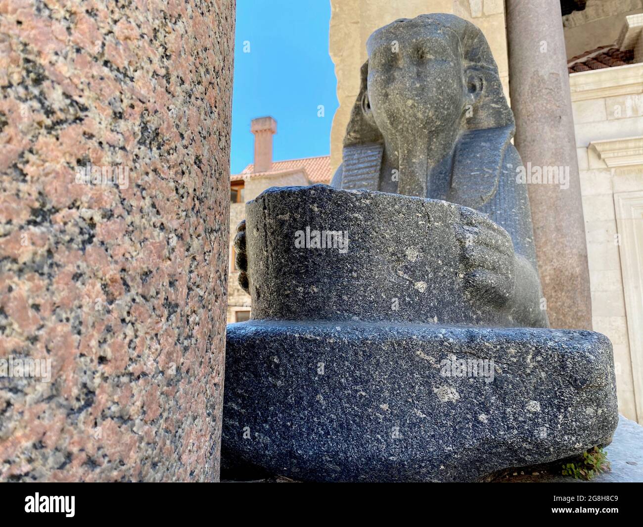 Sphynx égyptien de 3500 ans dans le palais de Dioclétien à Split Croatie Banque D'Images