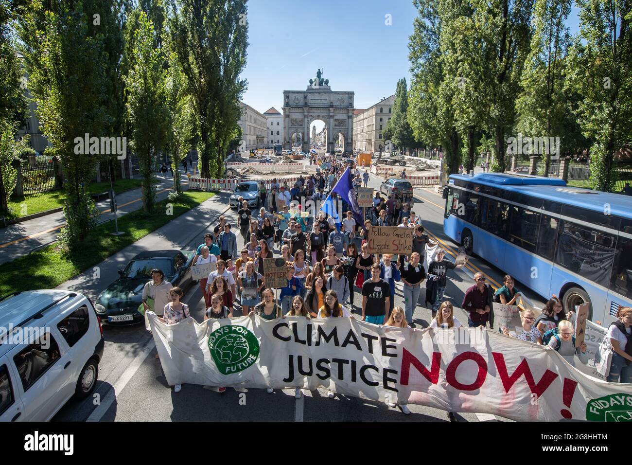 AM 13. Septembre 2019 haben einige Hundert junge Menschen für eine bessere Klimapolitik demostriert. Sie riefen auch zum globalen Klimastreik in einer Woche auf. (Photo par Alexander Pohl/Sipa USA) crédit: SIPA USA/Alay Live News Banque D'Images