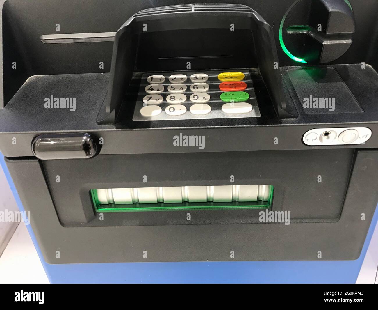 Clavier couleur de la machine à guichet automatique ou clavier à ...