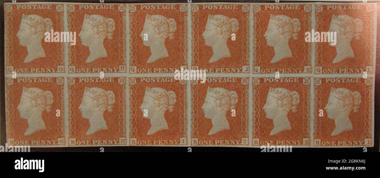 Bloc inutilisé de douze timbres-poste 'Penny Red-Brown' de la reine Victoria émis le 10 février 1841 après un dessin de William Wyon British Banque D'Images