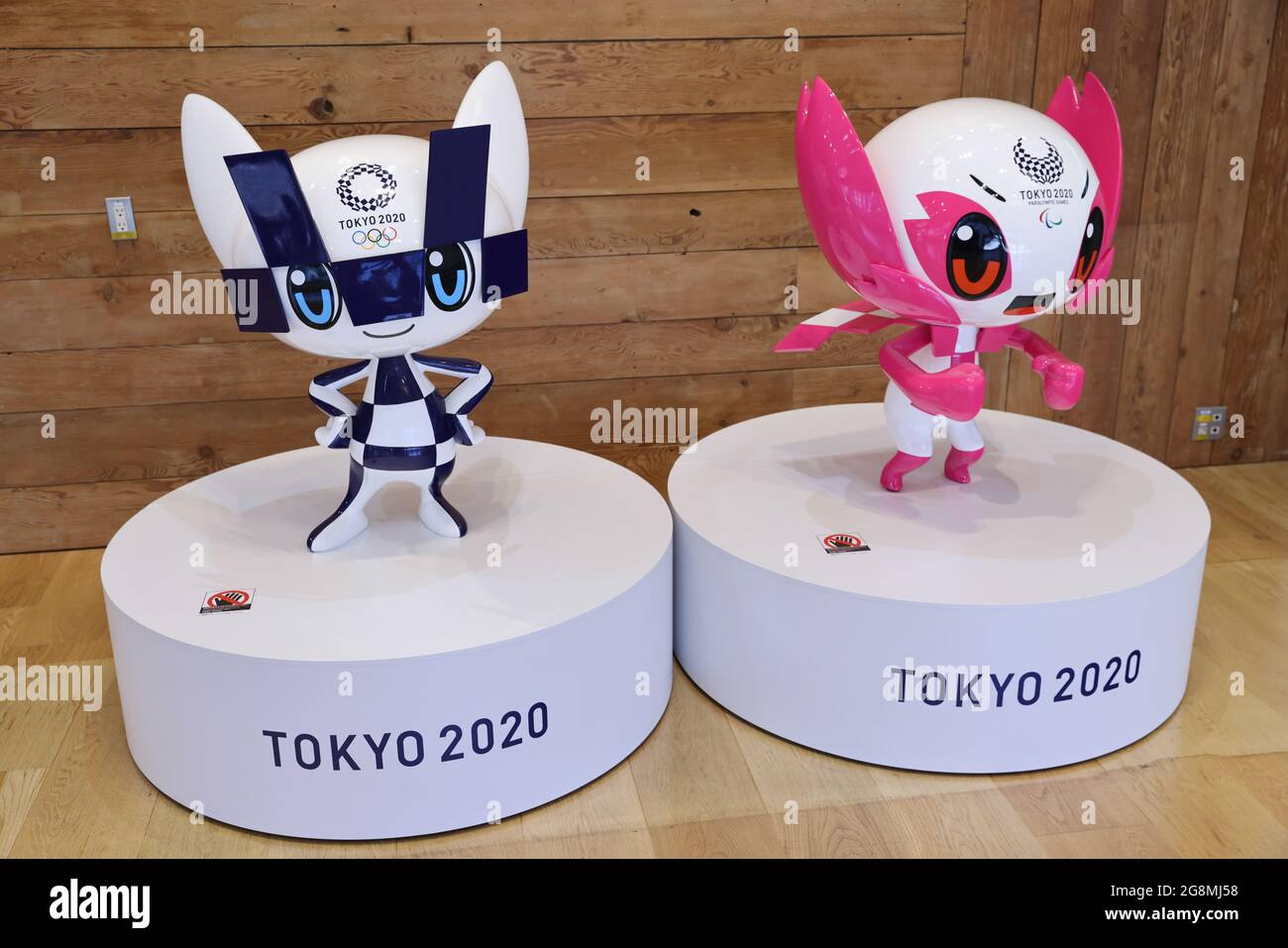 Miraitowa Someity Jeux Olympiques De Tokyo 2020 Jeux Paralympiques Tokyo Japon