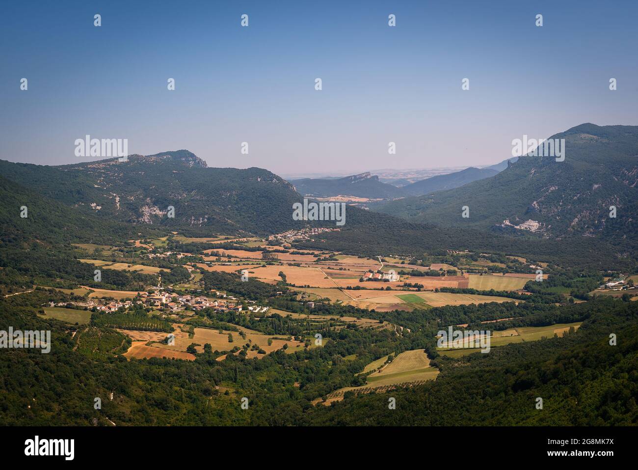 falaise en navarre espagne en été Banque D'Images