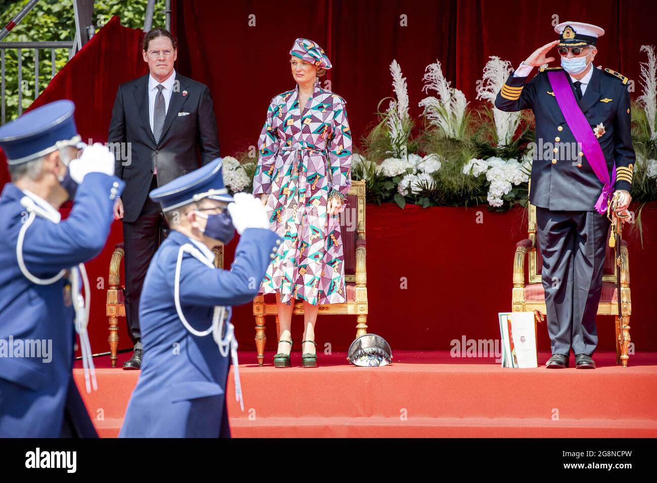 Le Prince Laurent, la princesse Delphine de Saxe-Cobourg et son mari Jim O'Hare assistent au défilé militaire pendant la Journée nationale le 21 juillet 2021 à Bruxelles, Belgique.Robin utrecht photo par Robin Utrecht/ABACAPRESS.COM Banque D'Images