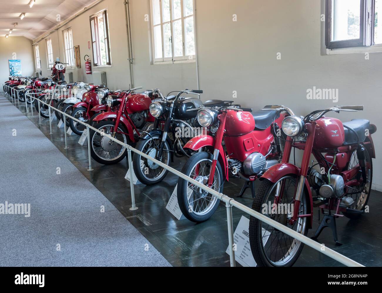 Musée historique de moto moto Guzzi, Mandello Del Lario, Lac de Côme,  Lombardie, Italie, Europe Photo Stock - Alamy