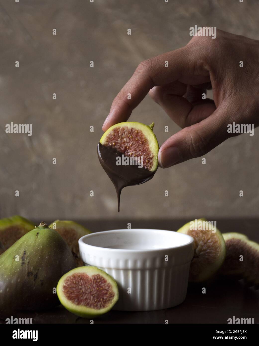 Les fruits trempés dans le chocolat sont un autre niveau Banque D'Images