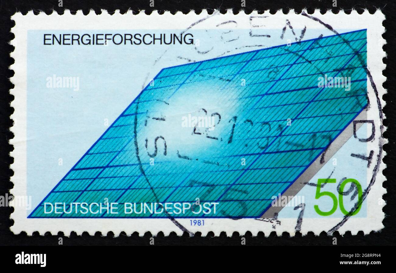 ALLEMAGNE - VERS 1981: Un timbre imprimé en Allemagne montre Solar Generator, Energy conservation Research, vers 1981 Banque D'Images