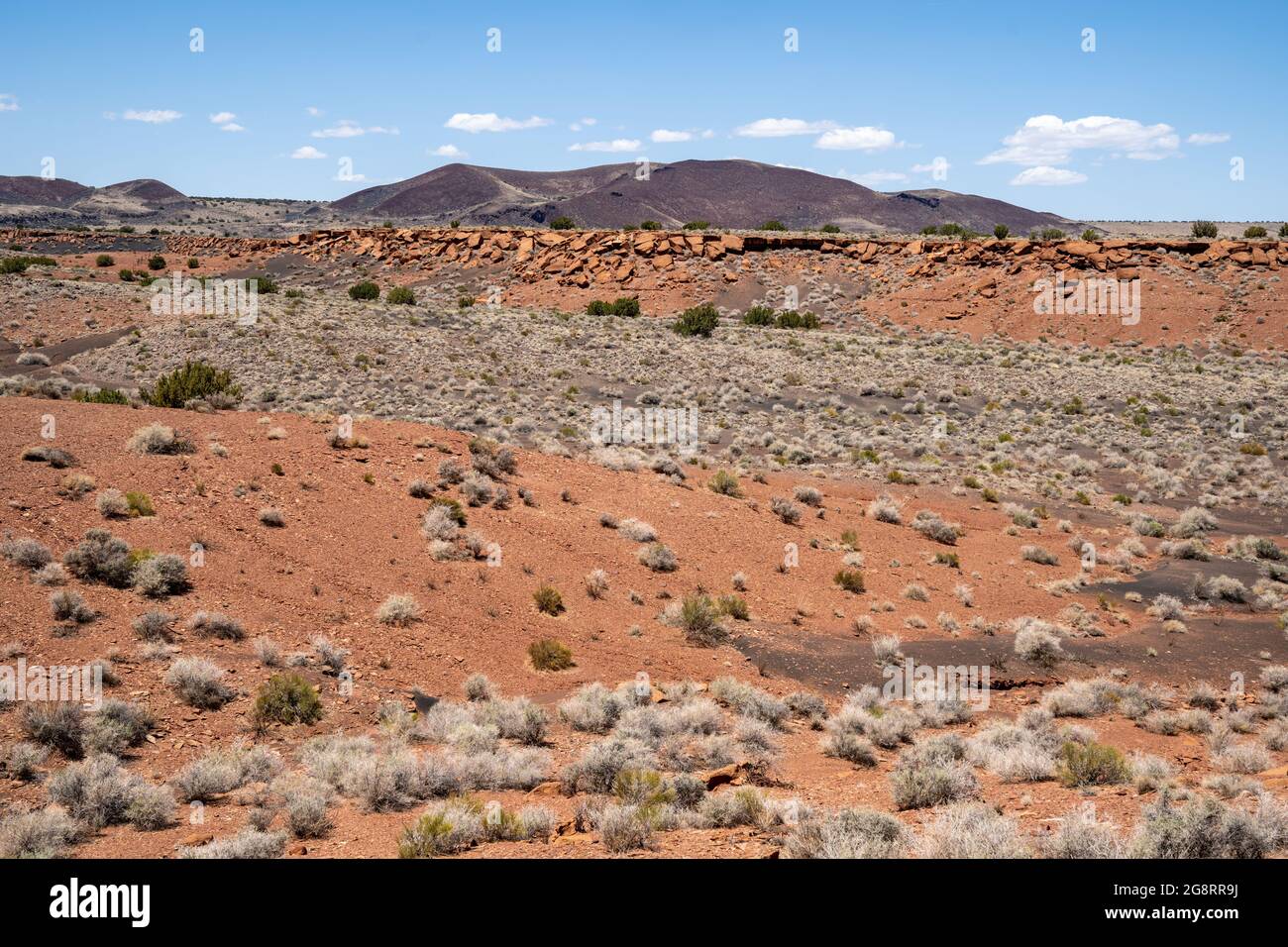 Rochers rouges au pueblo Wupatki dans le monument national de Wupatki en Arizona Banque D'Images