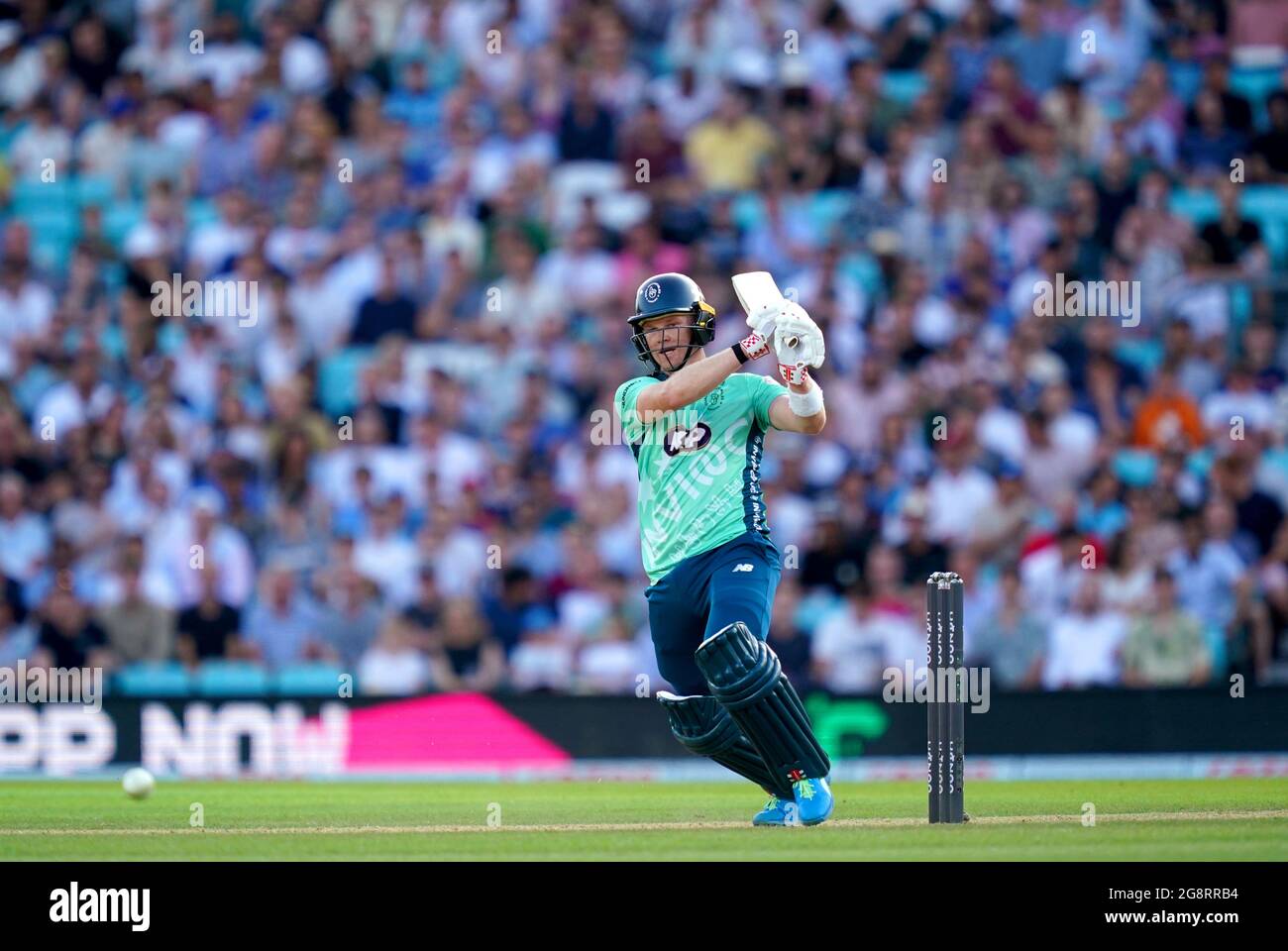 Les chauves-souris Sam Billings d'OVAL Invincibles lors du match de cent au Kia Oval, Londres. Date de la photo: Jeudi 22 juillet 2021. Banque D'Images