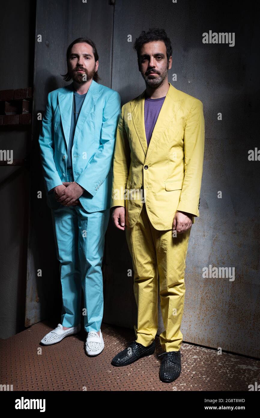 Colapesce et Dimartino se font en direct à Turin pendant le festival des fleurs Banque D'Images