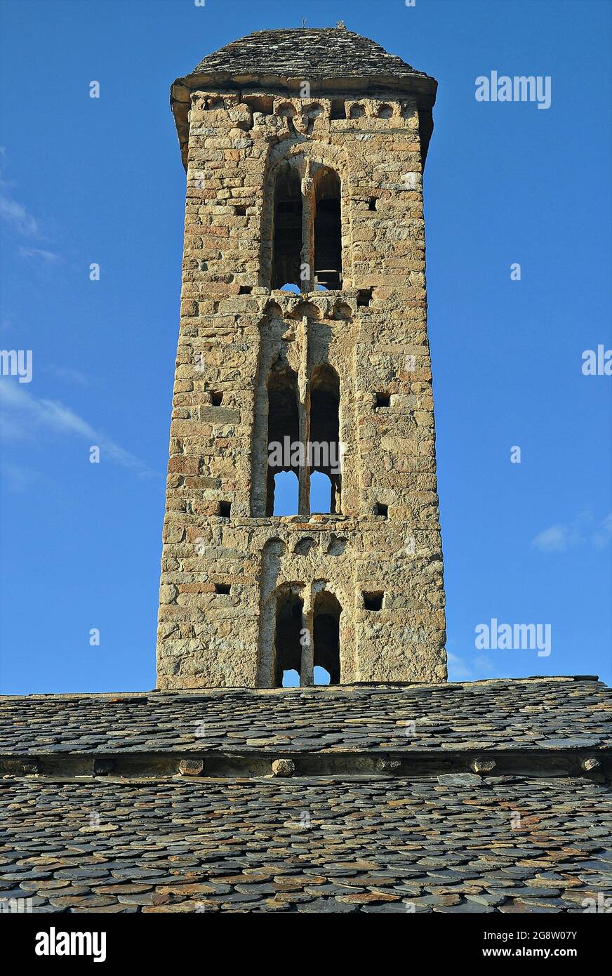 Église romane de Sant Miguel de Engolastres située à Escaldes Engordany de la principauté d'Andorre Banque D'Images
