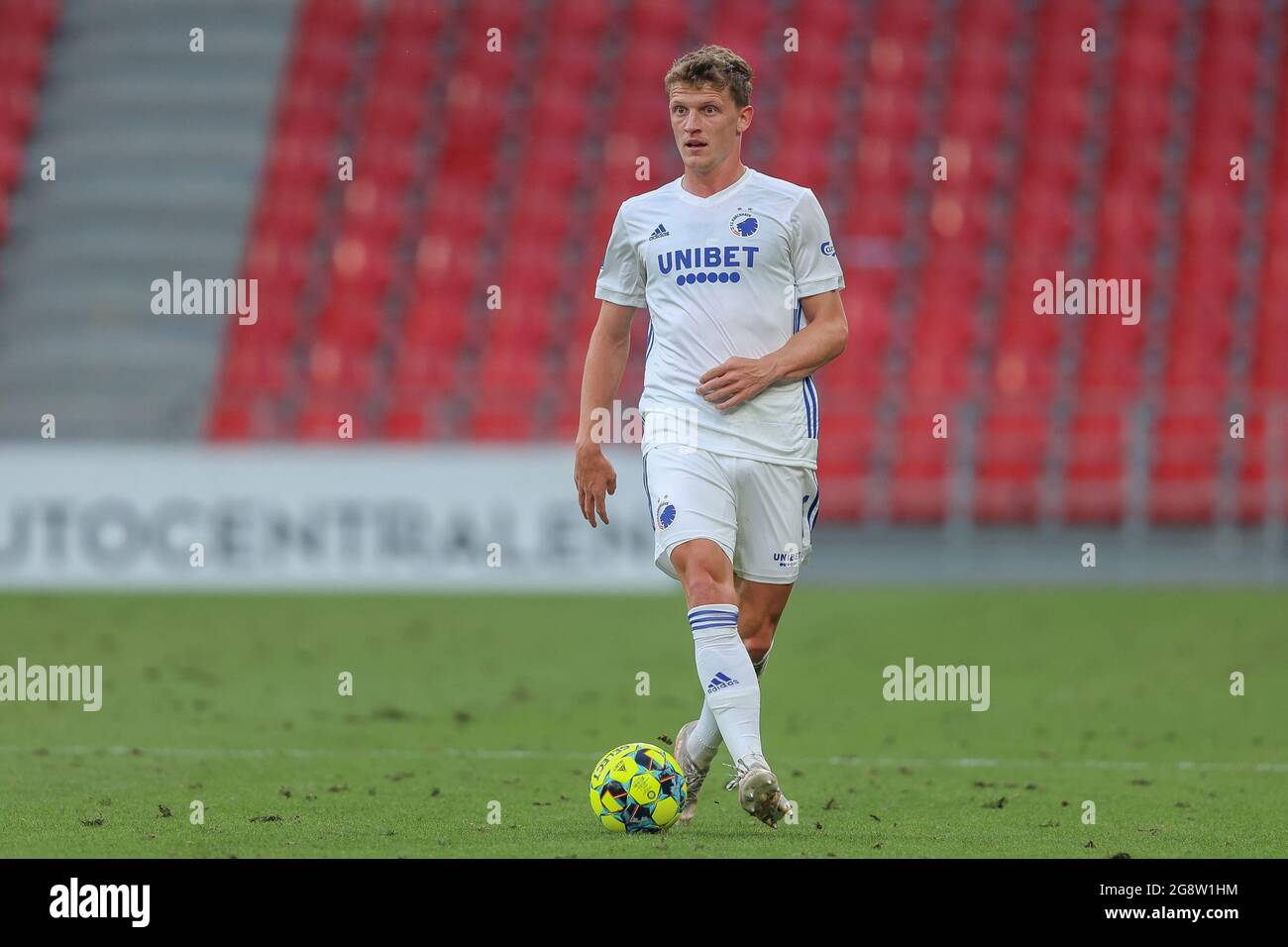 Copenhague, Danemark. 22 juillet 2021. Jens Stage (6) du FC Copenhague vu lors du match de qualification de l'UEFA Europa Conference League entre le FC Copenhague et Torpedo Zhodino à Parken à Copenhague. (Crédit photo : Gonzales photo/Alamy Live News Banque D'Images