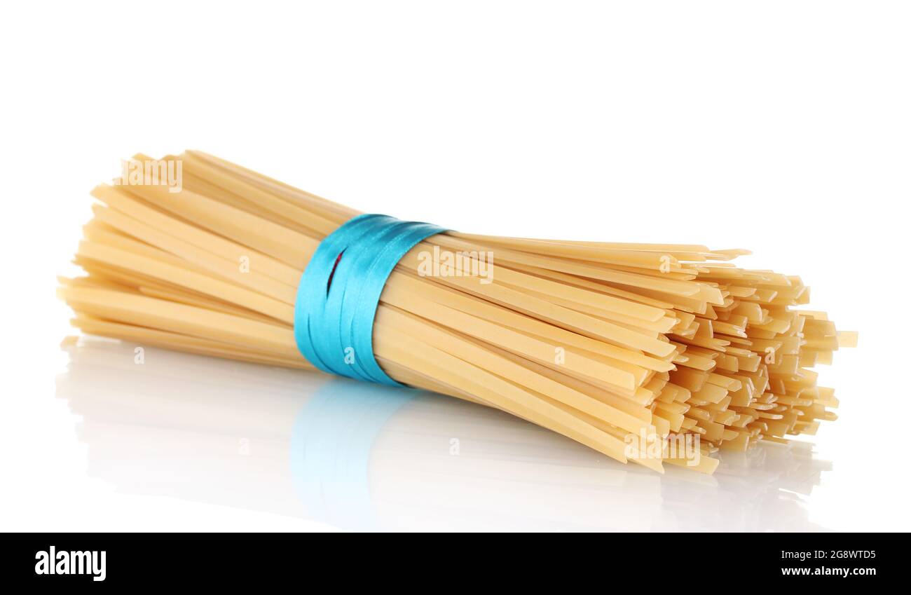 Tas de spaghetti avec ruban isolated on white Photo Stock - Alamy
