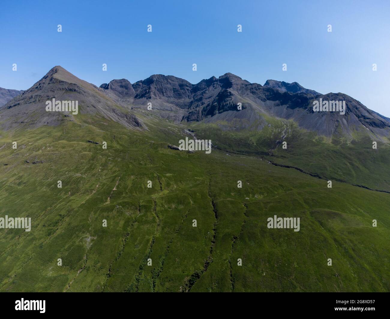 La magnifique Cuillin Ridge, montagnes sur l'île de Skye, en Écosse Banque D'Images