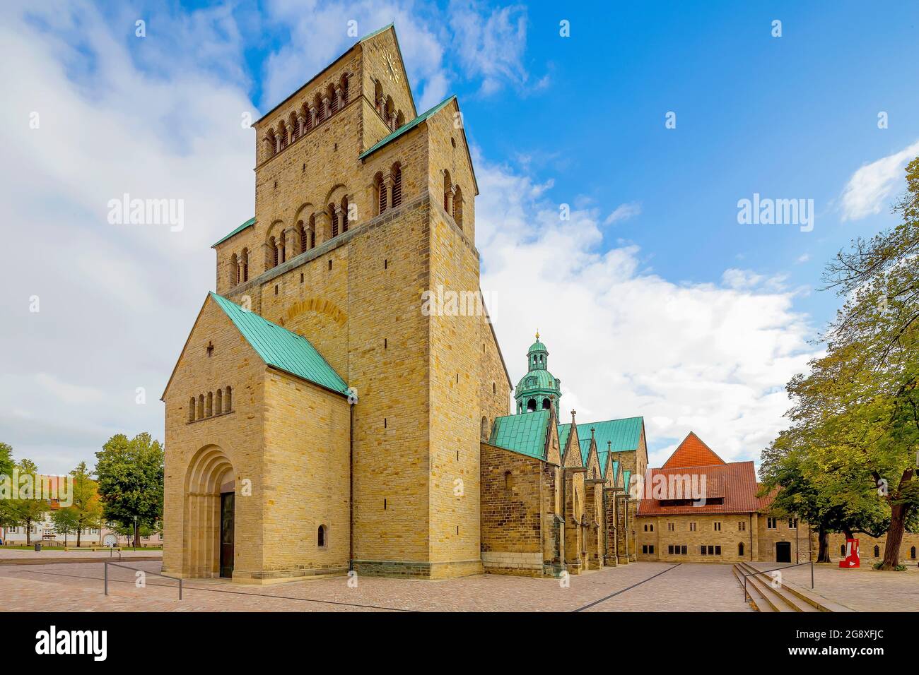 cath-drale-hildesheim-banque-de-photographies-et-d-images-haute