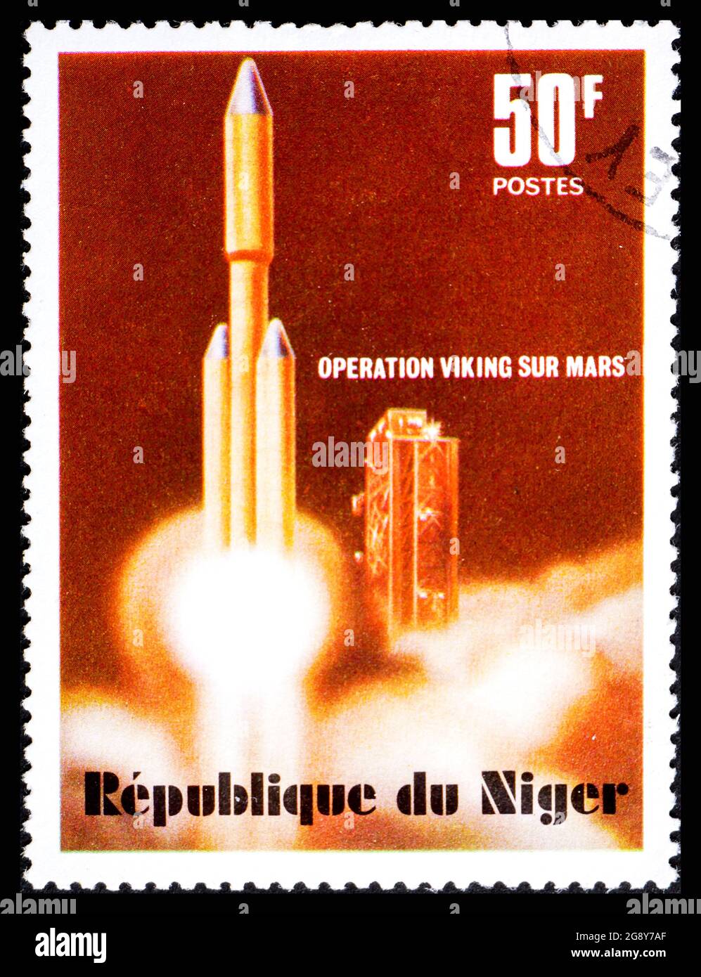 RÉPUBLIQUE DU NIGER - VERS 1977 : timbre-poste du Niger montrant Viking à Mars Banque D'Images