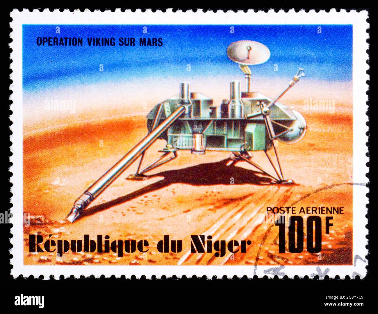 RÉPUBLIQUE DU NIGER - VERS 1977 : timbre-poste du Niger montrant le Viking lander et le nprobe Banque D'Images
