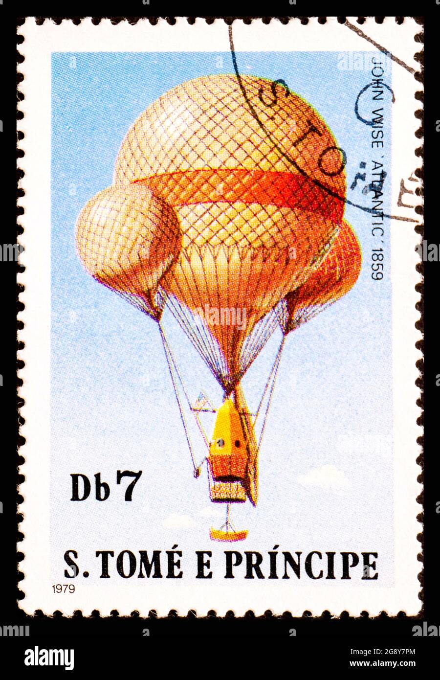SAO TOMÉ-ET-PRINCIPE, AFRIQUE - VERS 1980: Timbre-poste de Sao Tomé-et-principe montrant Aerostat John Wise Atlantic 1859 Banque D'Images