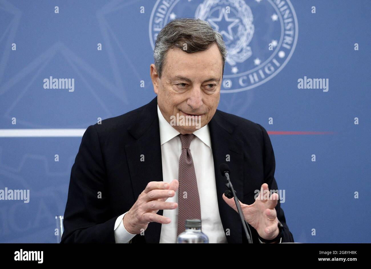 Italie, Rome, 22 juillet 2021 : le Premier ministre italien Mario Draghi en conférence de presse, après le Conseil des ministres. Photo © Fabio Cimaglia/Sintesi/Alamy Live News Banque D'Images