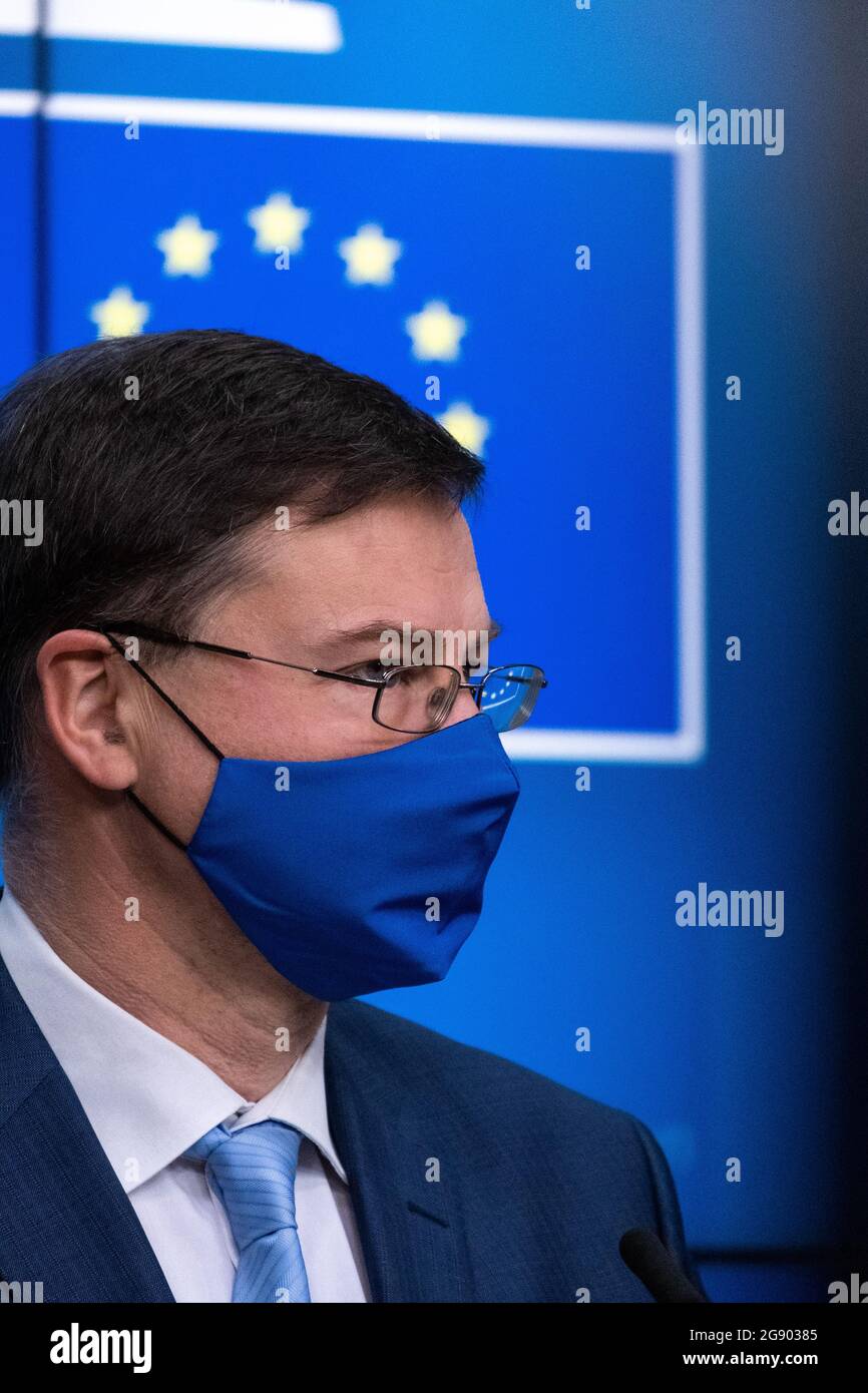 Vadis Dombrovskis, vice-président exécutif de l'Union européenne lors de la vidéoconférence informelle des ministres des affaires étrangères et de l'intérieur au Conseil européen sur les aspects extérieurs de la politique migratoire de l'UE, dans le cadre du nouveau pacte sur les migrations et l'asile. Bruxelles, Belgique. Banque D'Images