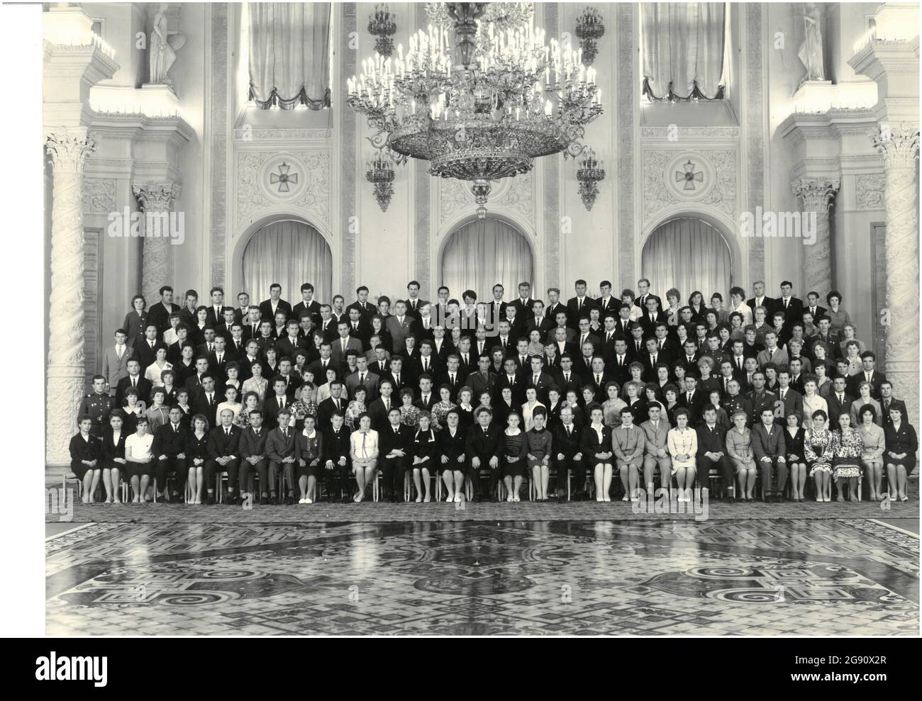 Dnepropetrovsk, Ukraine - 07.21.2021 : photo du 15ème Congrès du Komsomol, qui s'est tenu au Kremlin en mai 1966. Banque D'Images