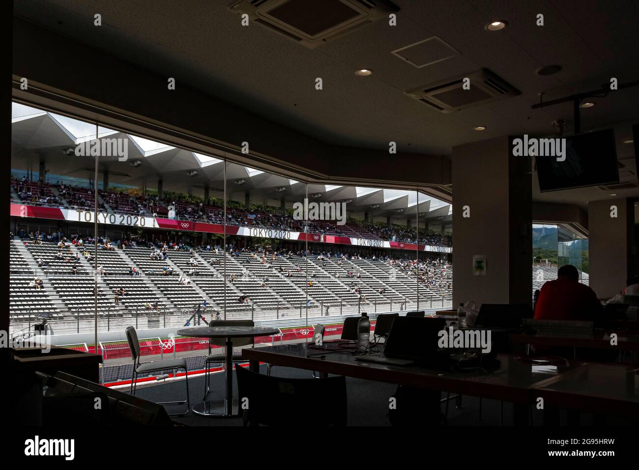 Tokyo, Japon. 24 juillet 2021. Jeux Olympiques : piste cyclable, course sur route masculine au Fuji International Speedway. © ABEL F. ROS/Alamy Live News Banque D'Images