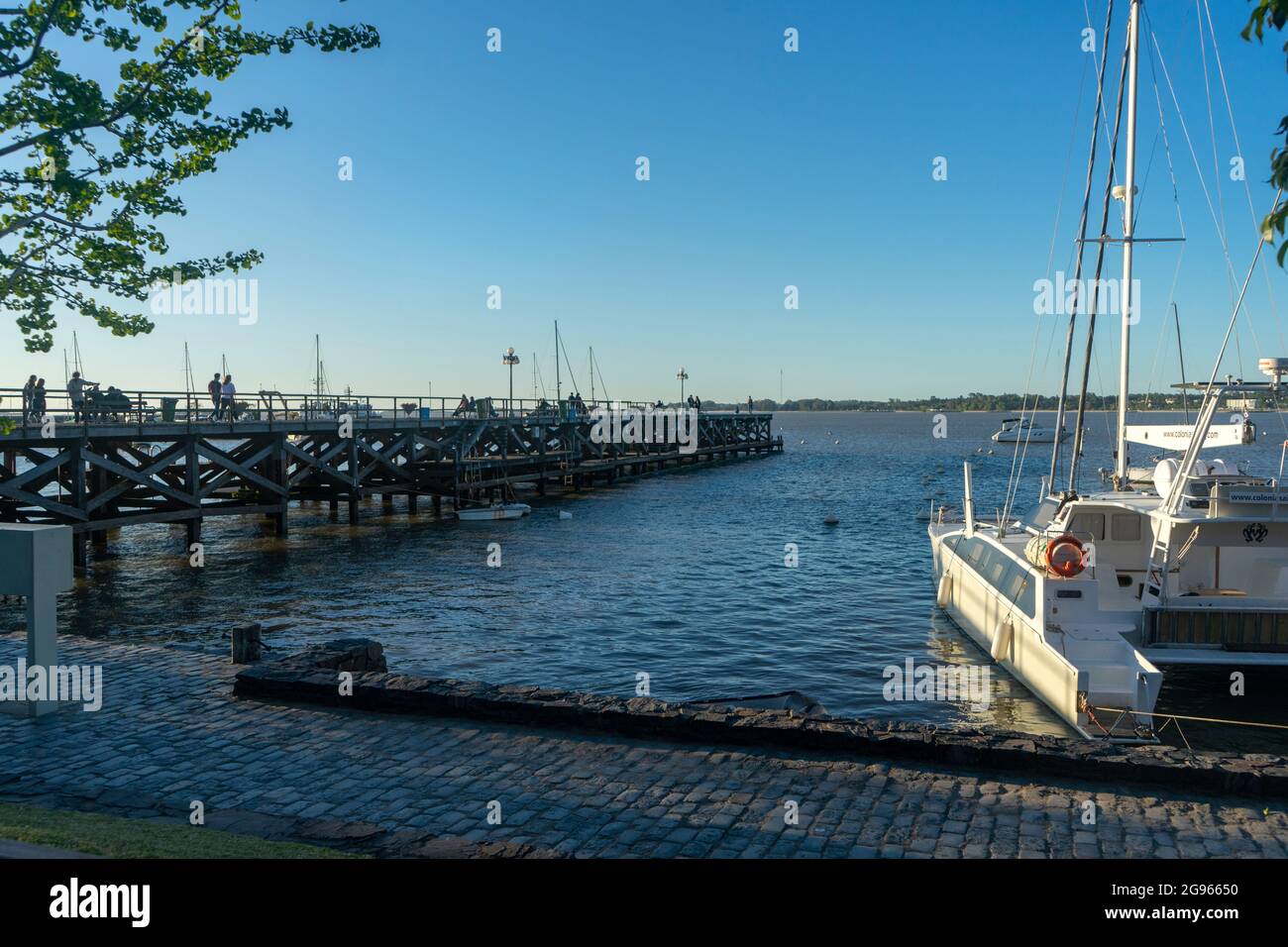 Jetée sur le Rio de la Plata à Colonia del Sacramento, Uruguay. Banque D'Images