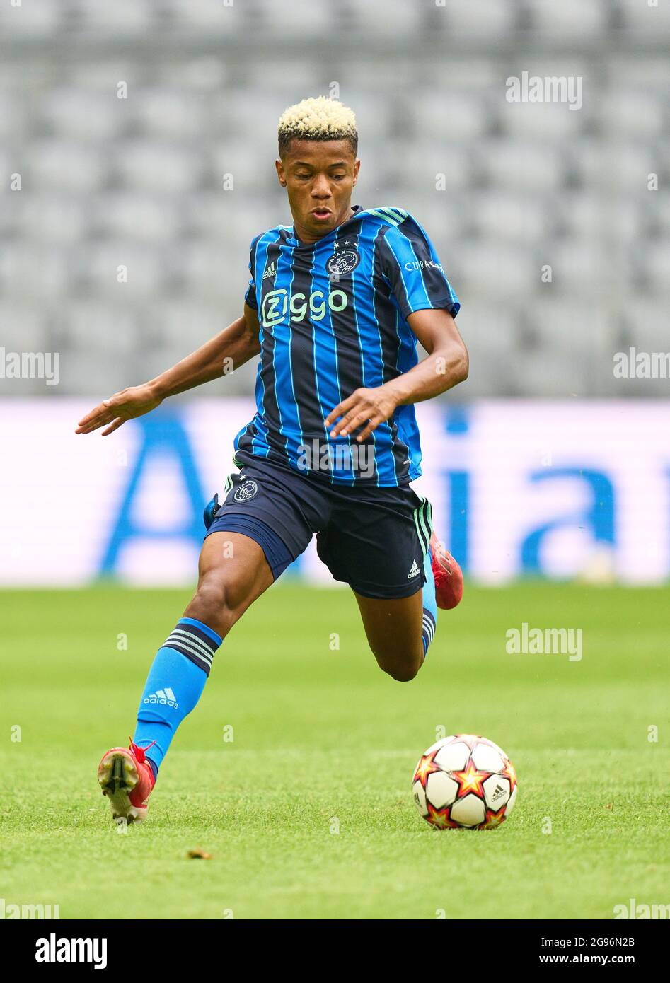 Dans le match FC BAYERN MUENCHEN - AJAX AMSTERDAM 2-2 au Audi football Summit le 24 juillet 2021 à Munich, Allemagne saison 2021/2022, match jour X, 1.Bundesliga, FCB, München, X.Spieltag. © Peter Schatz / Alamy Live News Banque D'Images