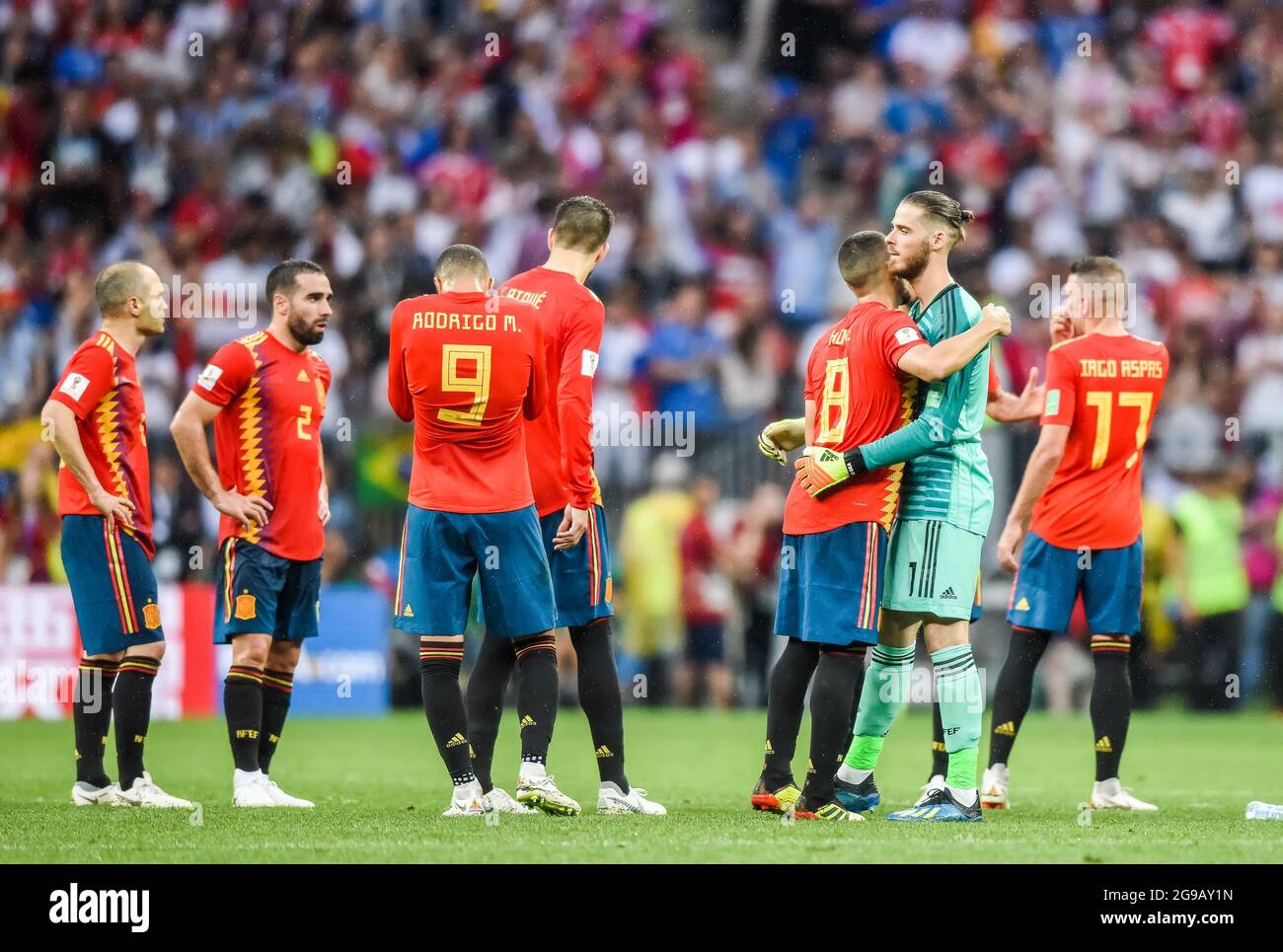 Moscou, Russie - 1er juillet 2018. Andrés Iniesta, Dani Carvajal, Rodrigo, Gerard pique, Koke, joueurs de l'équipe nationale espagnole de football souhaitant bonne chance d'y aller Banque D'Images