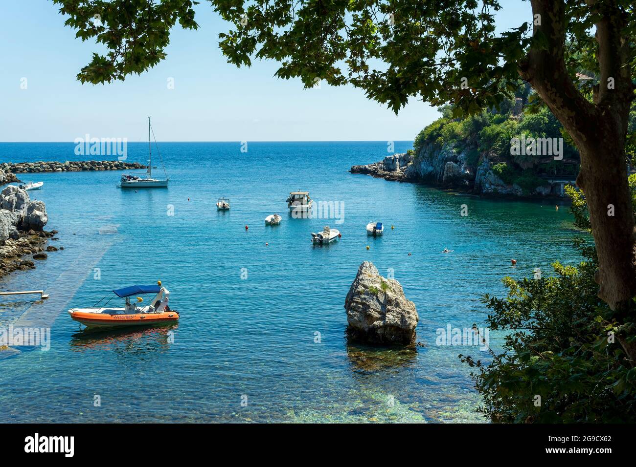 Village grec de pêcheurs à Damouchari de Pélion en Grèce. Banque D'Images