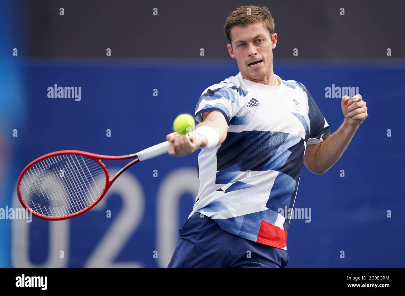 Neal Skupski en Grande-Bretagne pendant le deuxième tour des hommes aux courts de tennis Ariake le troisième jour des Jeux Olympiques de Tokyo 2020 au Japon. Date de la photo: Lundi 26 juillet 2021. Banque D'Images