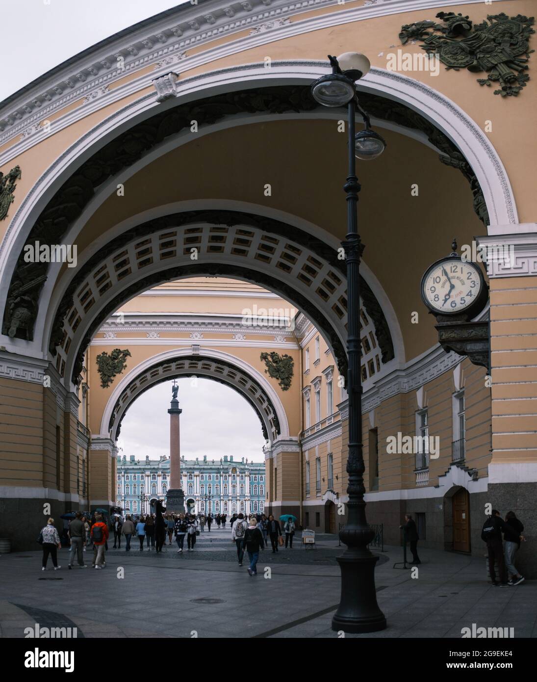 La première horloge électrique de rue à Saint-Pétersbourg. Banque D'Images