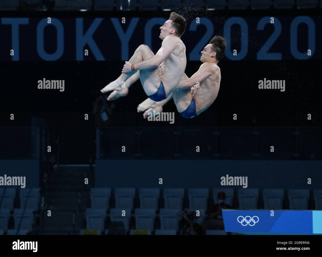 Tokyo, Japon. 26 juillet 2021. Thomas Daley et Matty Lee, de Grande-Bretagne, participent à la finale de la plate-forme de 10 m synchronisée des hommes lors des Jeux Olympiques de Tokyo en 2020 à Tokyo, au Japon, le 26 juillet 2021. Credit: Chen Jianli/Xinhua/Alay Live News Banque D'Images