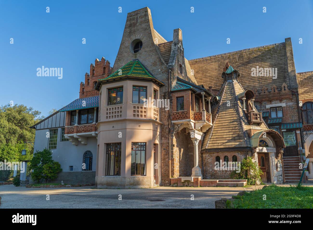 Rome, Italie - octobre 2019 : maison hibou dans le parc de la Villa Torlonia à Rome, Italie. Banque D'Images