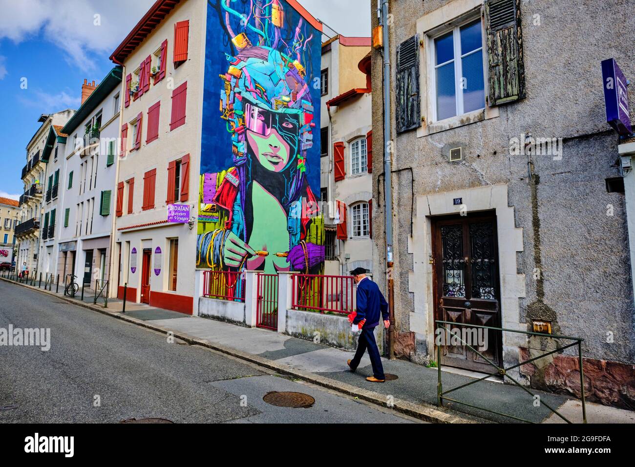 France, Pyrénées-Atlantiques (64), Bayonne, art de rue dans le quartier de Saint-Esprit Banque D'Images