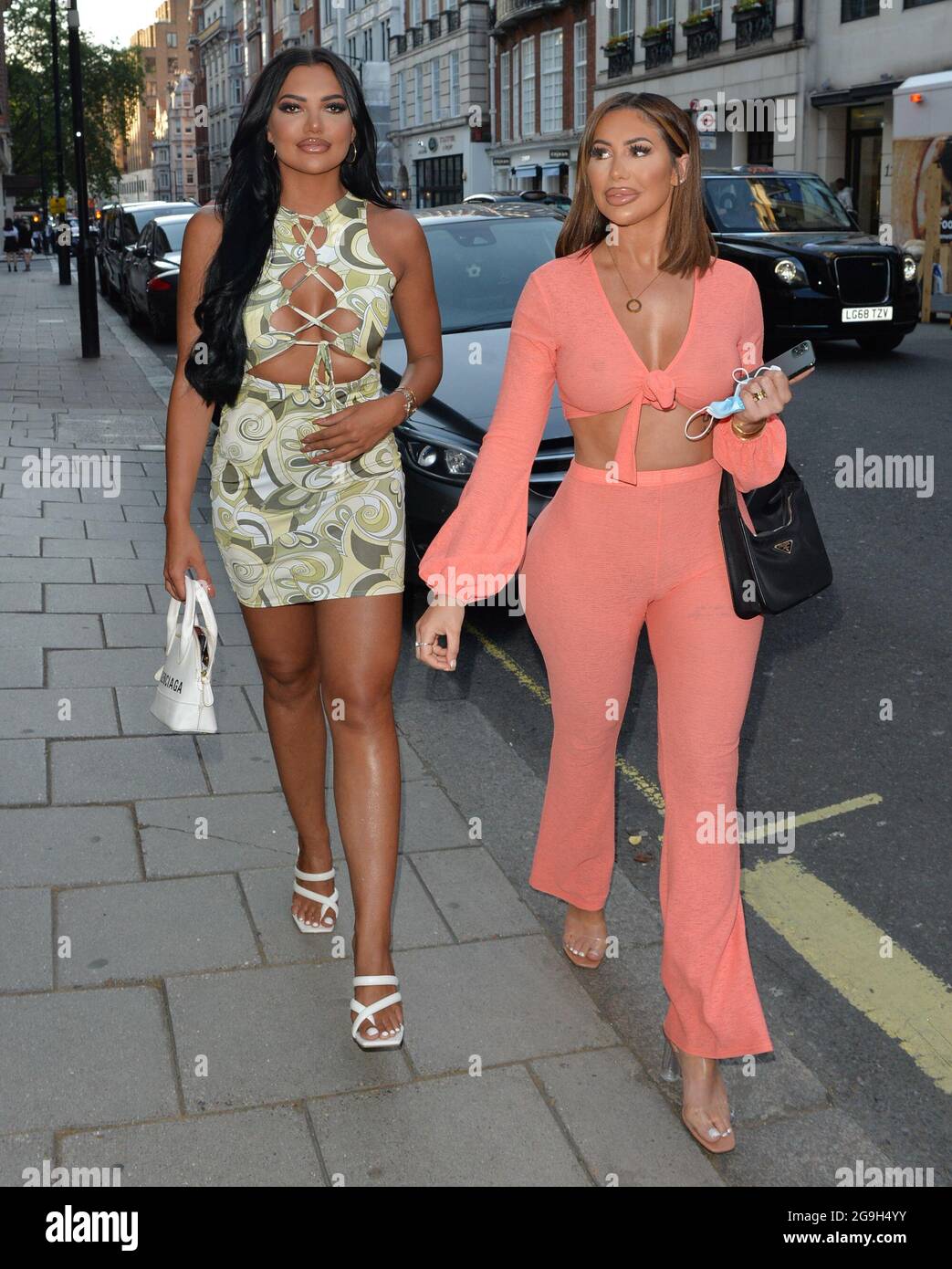 LondonEngland - 20210601 - Chloe FerryAbbie HolbornDemi Sims et Betan