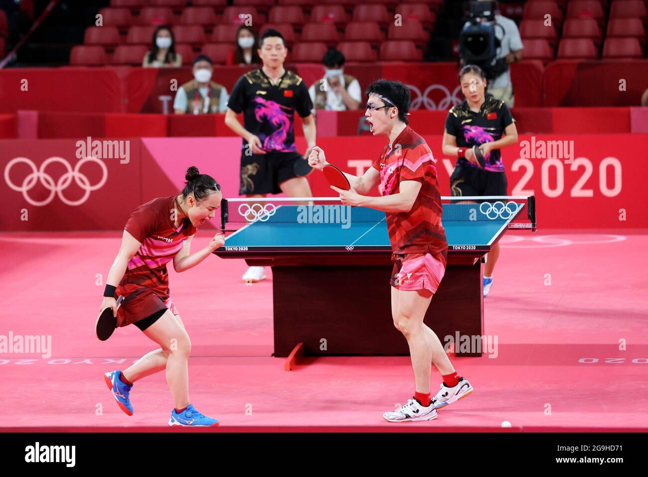 Tokyo, Japon. 26 juillet 2021. Et Jun Mizutani & Mima Ito (JPN) tennis de  table : finale double mixte lors des Jeux Olympiques de Tokyo 2020 au Tokyo  Metropolitan Gymnasium à Tokyo,