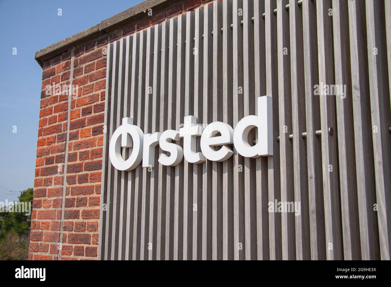 Logo de la marque Ørsted Orsted Oersted. Usine de production d'électricité et d'énergie à partir d'éoliennes, société danoise renouvelable. Copenhague Banque D'Images