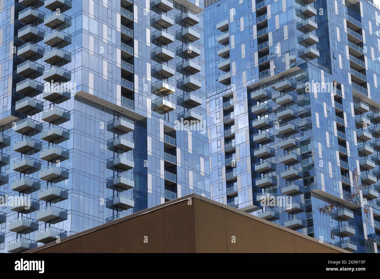 Immeubles à appartements de grande hauteur, Montréal, province de Québec, Canada Banque D'Images