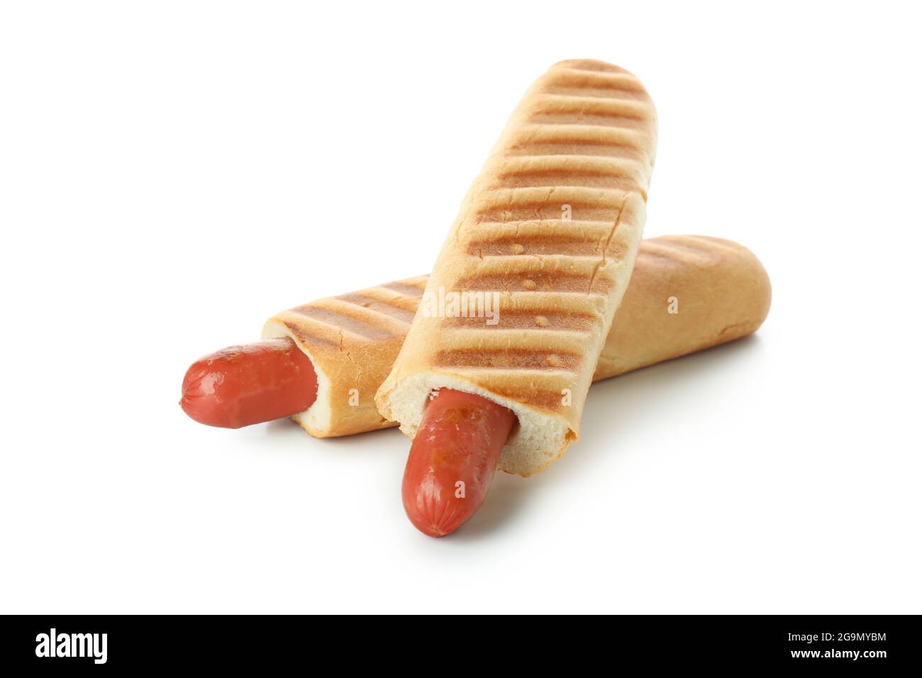 Délicieux hot dogs français isolés sur fond blanc Banque D'Images