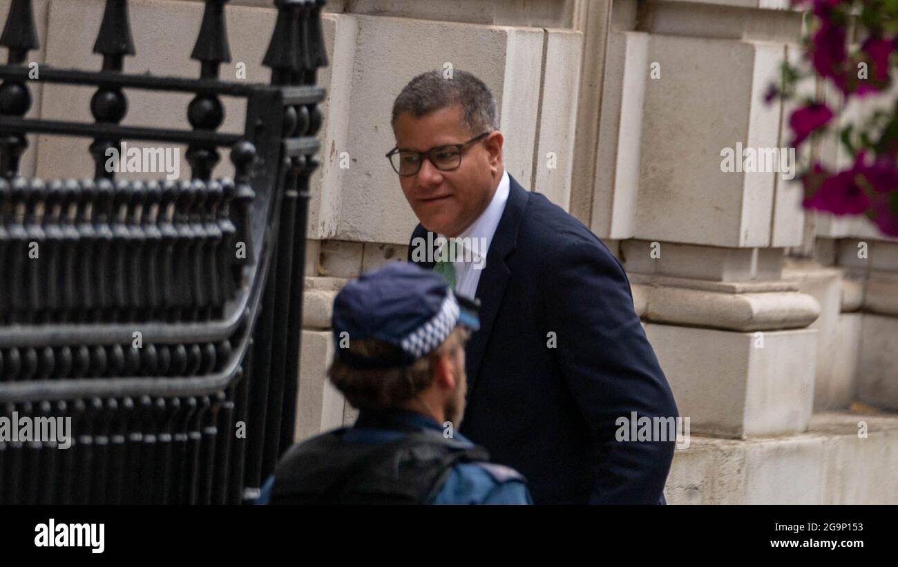 Londres, Royaume-Uni. 27 juillet 2021. Alok Sharma MP Président de la COP26 arrive à Downing Street Londres crédit: Ian Davidson/Alay Live News Banque D'Images