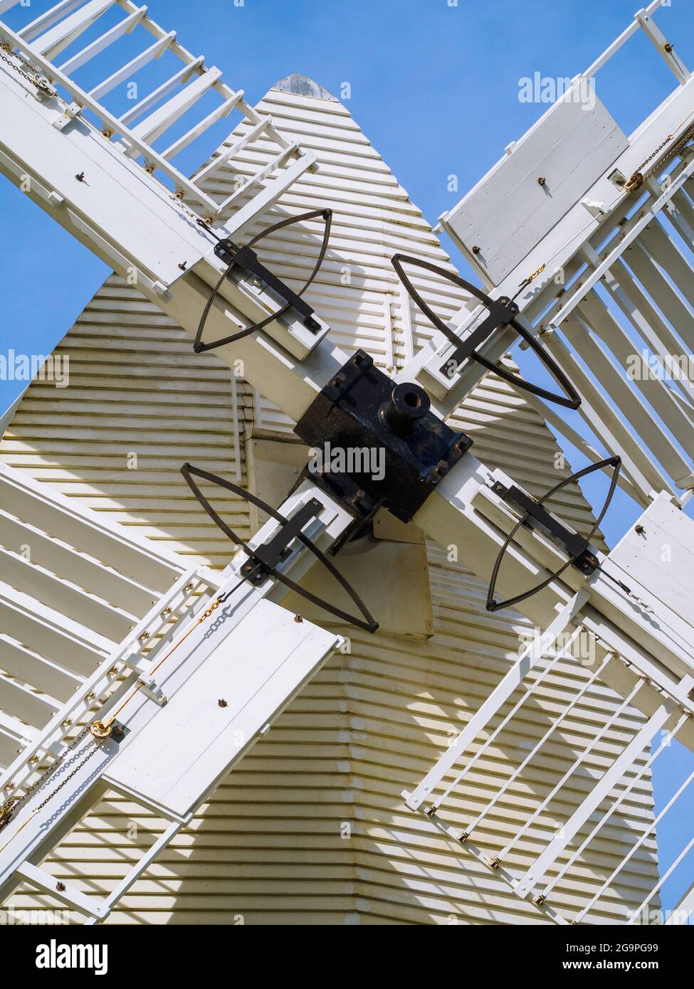 Un gros plan du centre et des voiles d'un moulin à vent Oldland Mill dans le village de Keymer, West Sussex, Royaume-Uni Banque D'Images